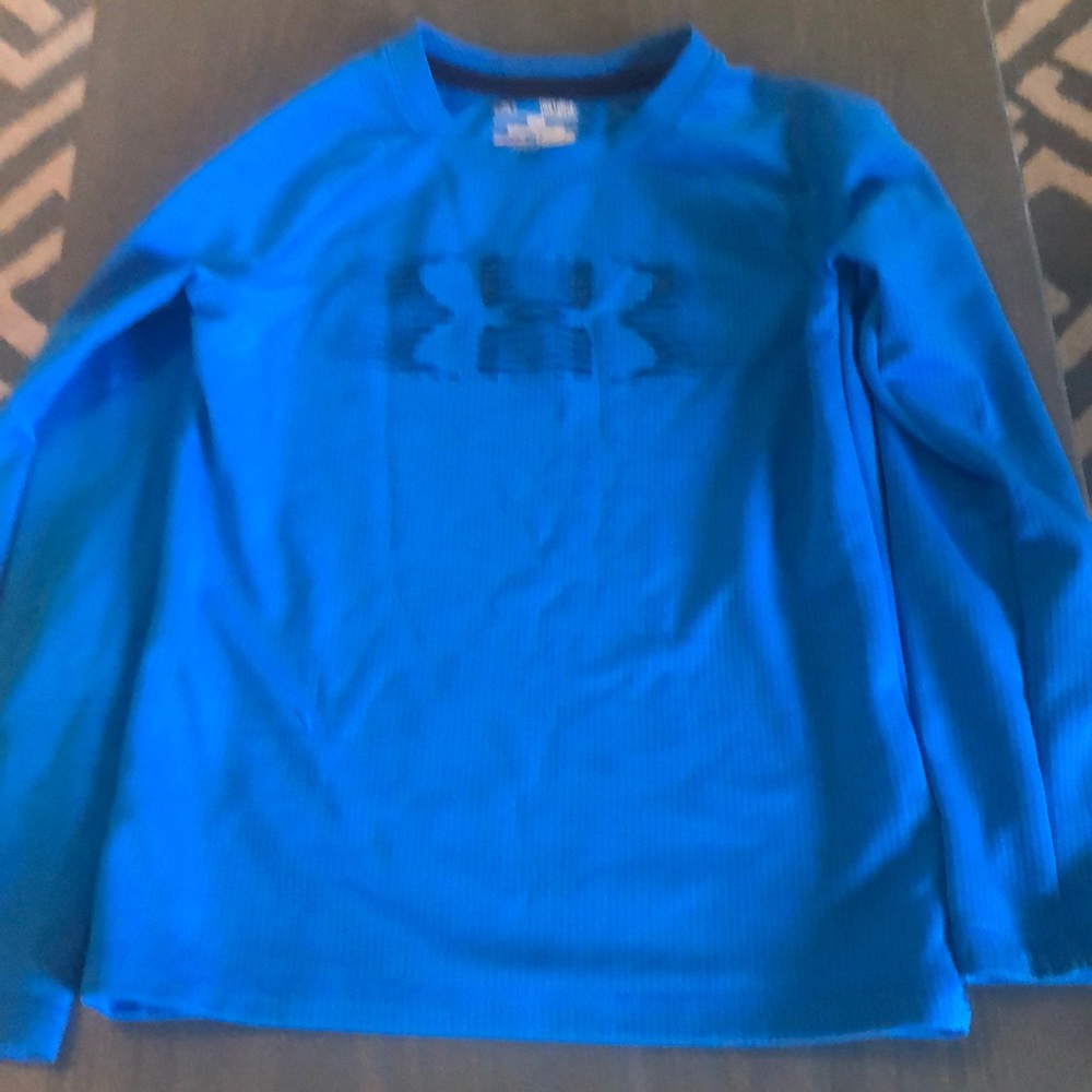 Under Armour long sleeve all season gear